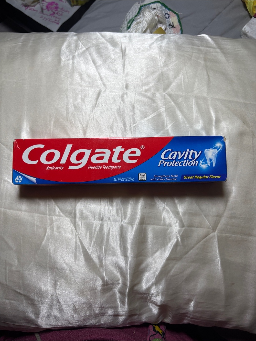 Colgate Cavity Protection Fluoride Toothpaste - Red & Blue - Picture 2 of 3